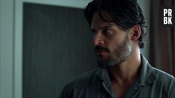 O lobisomen Alcide (Joe Manganiello) entrou na terceira temporada de "True Blood"