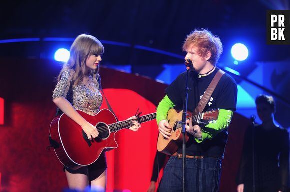 Taylor Swift e Ed Sheeran protagonizam momento engraçado em vídeo publicado pela cantora