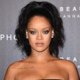 Rihanna pode lançar dois álbuns, segundo tabloide