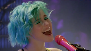 Paramore lança clipe ao vivo da música "Last Hope"!