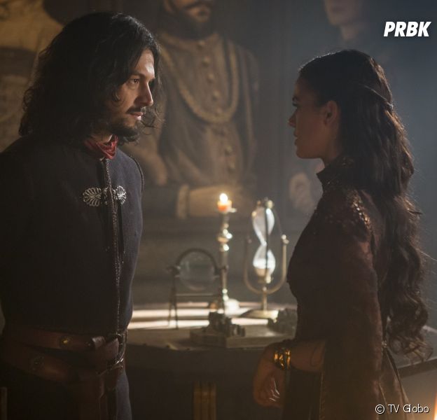 Em "Deus Salve o Rei", Afonso (Romulo Estrela) decide expulsar Catarina (Bruna Marquezine) do castelo