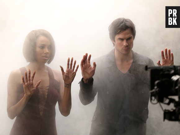 Em "The Vampire Diaries", Damon (Ian Somerhalder) e Bonnie (Kat Graham) posam presos no Otherside!