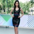 Sophia Abrahão costuma optar por vestidos justos à frente do programa "Vídeo Show"