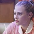 Em "Riverdale": Betty (Lili Reinhart) começa a alucinar no sanatório das Irmãs Silenciosas
