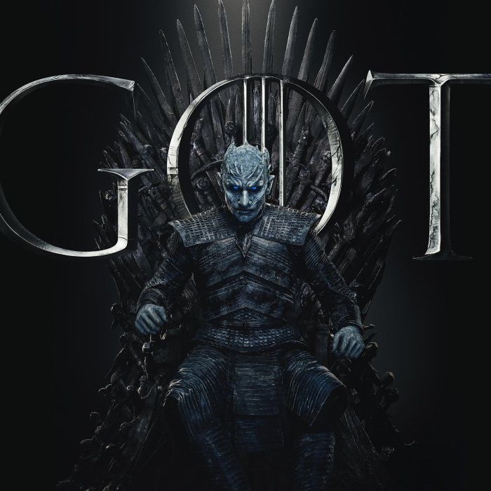 De &quot;Game of Thrones&quot;: Rei da Noite aparece no Trono de Ferro em imagem promocional