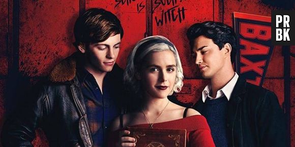 Em "O Mundo Sombrio de Sabrina", novo trailer da Netflix mostra conflitos da bruxinha