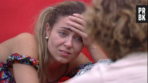 "BBB19": Paula fica triste após expulsão de Hariany