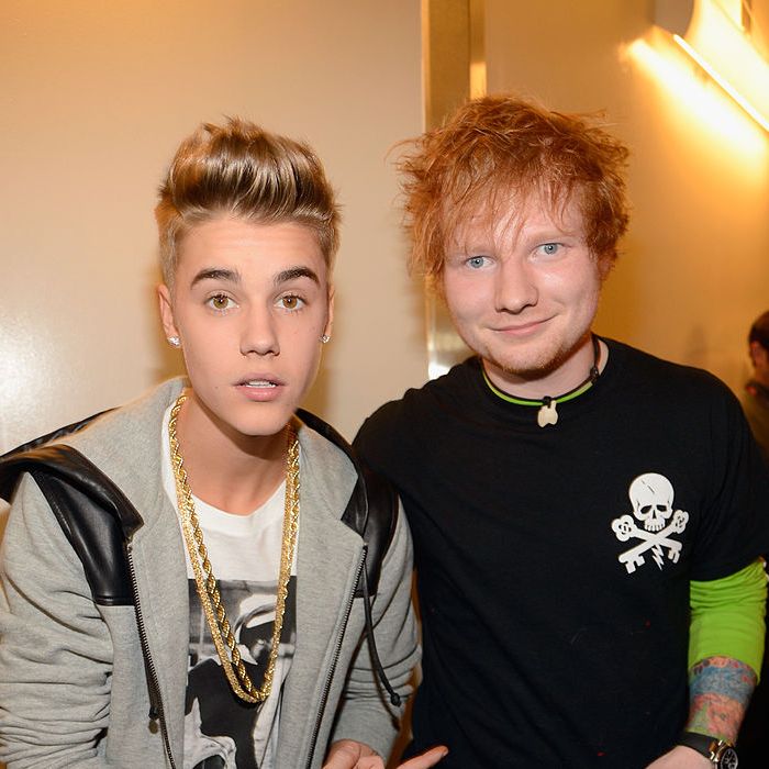 Justin Bieber e Ed Sheeran são amigos há muitos anos