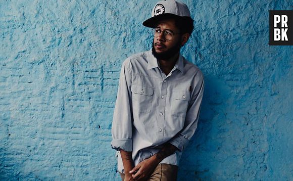 Recentemente, Emicida lançou a música "Eminência Parda", que também faz parte desse novo projeto