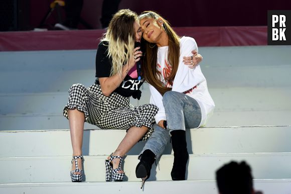 Ariana Grande organizou um show beneficente na época, com a presença de vários artistas, como Miley Cyrus