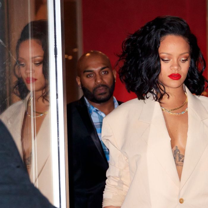 Rihanna merece muito o posto de artista feminina mais rica do mundo!