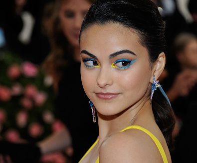 Por que Camila Mendes tomou a decisão de falar sobre distúrbios alimentares nas redes sociais?