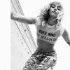 "Mother's Daughter" faz parte do EP "She Is Coming" lançado em maio deste ano