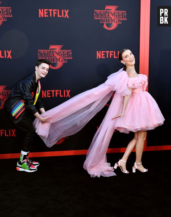 Millie Bobby Brown e Noah Schnapp fazem os fãs se encantarem com essa amizade!