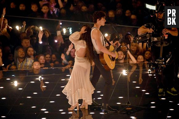 Shawn Mendes e Camila Cabello dominaram o VMA 2019 com a performance de "Señorita"