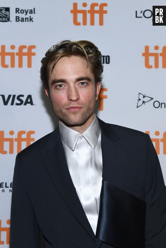 Robert Pattinson está feliz da vida por interpretar o Batman nos cinemas