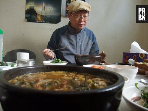 A sopa de cachorro é um prato típico na Coréia. Os bichinhos são criados especialmente para se tornarem parte da receita