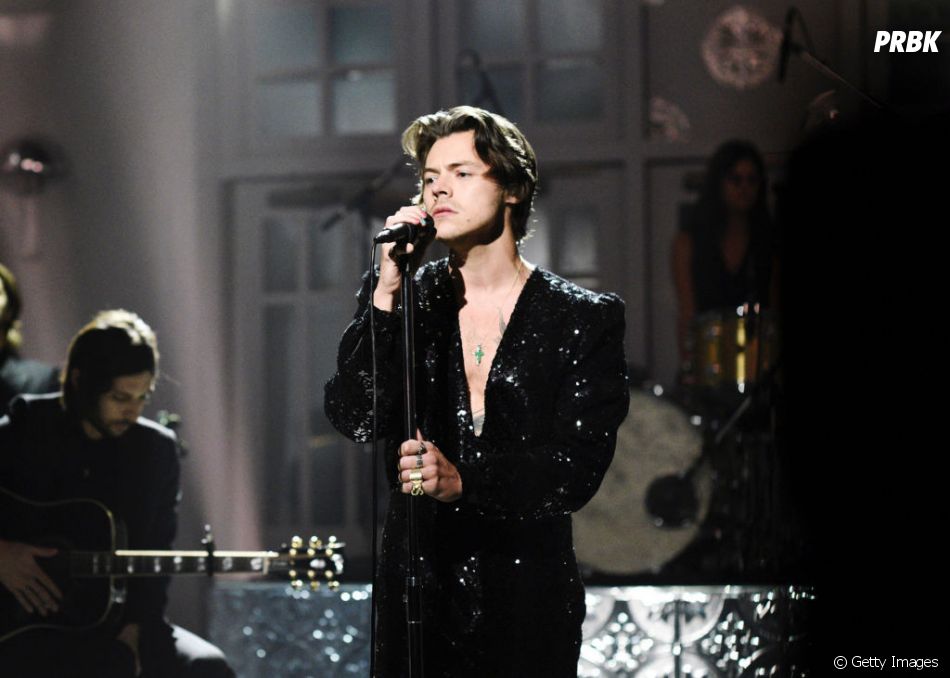 O Harry Styles mostrou uma nova versão de What Makes You ...