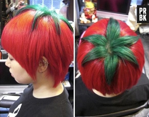 Vai um tomatinho aí? Esse penteado é muito estranho!