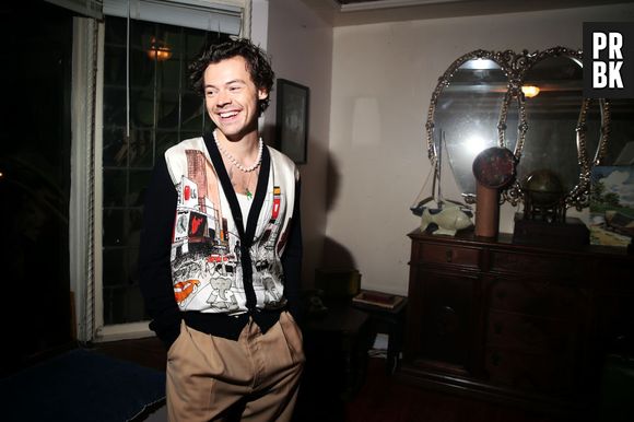 Harry Styles mudou bastante desde que o One Direction entrou em hiato