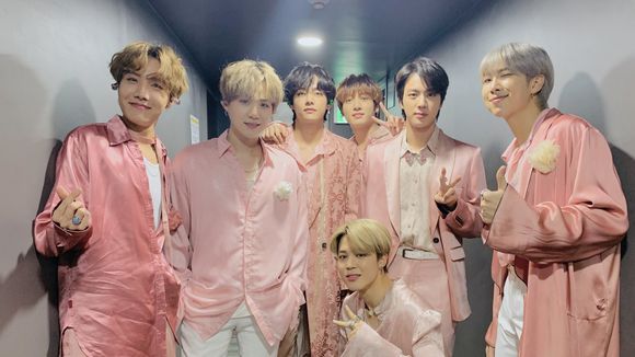 Monte seu conto de fadas da Disney e daremos um MV do BTS pra você ver