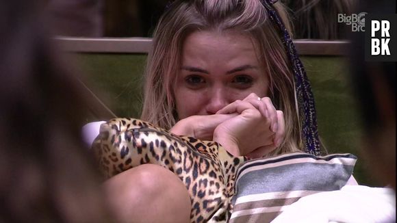 "BBB20": Marcela chorou ao ver Ivy emocionada abraçando o "filho"