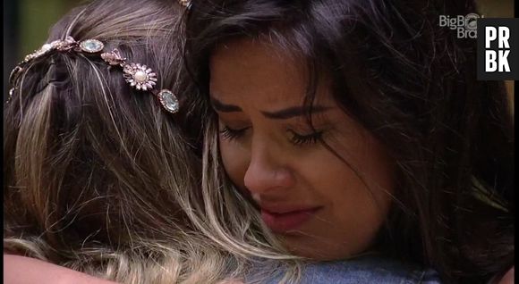 "BBB20": Ivy se emocionou ao "ver" o filho na sua frente através da Hipnose de Pyong
