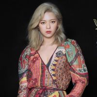 Jeongyeon, do TWICE, é afastada do grupo para tratar ansiedade