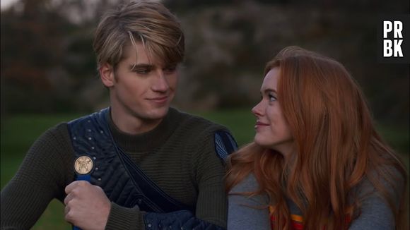 "Fate: A Saga Winx": Sky (Danny Griffin) e Bloom (Abby Cowen) são o casal principal da série