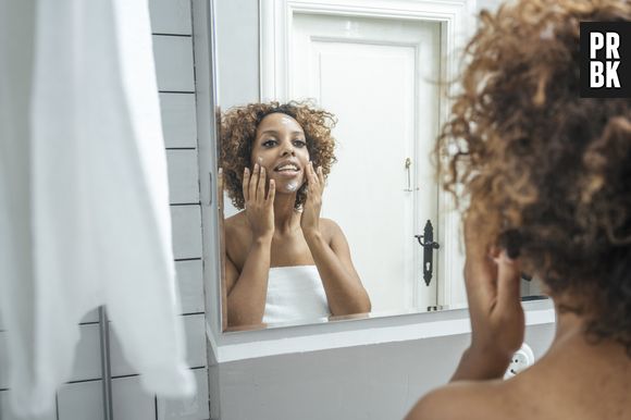 Skincare: o protetor solar é um dos passos mais importantes da rotina de cuidados com a pele