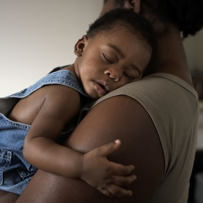     Maternidade negra: 11,4 milhões   de famílias são formadas por mães solteiras no Brasil;   7,4 milhões são mulheres negras     