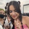 Olivia Rodrigo encontrou fãs após sua live, no evento de lançamento do "SOUR Prom"