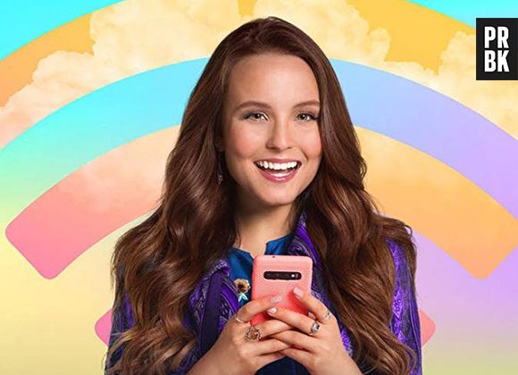 Larissa Manoela também estrela "Modo Avião", sucesso internacional da Netflix