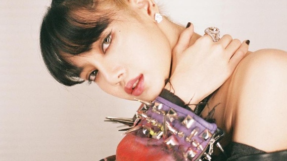 Lisa, do BLACKPINK, Stray Kids e mais: 8 lançamentos de K-pop em agosto