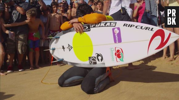 Gabriel Medina se concentra antes da prova da etapa de Portugal