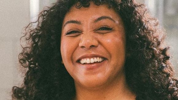 O que é o movimento midsize e 8 influencers para seguir