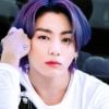 Jungkook, do BTS, chamou muita atenção com esse cabelo roxo na era de "Butter"