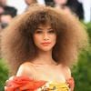 Zendaya é ícone fashion e está sempre inovando o visual