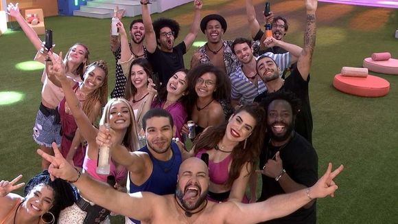 Hoje tem prova de imundade no "BBB22"! Qual Pipoca você quer que ganhe? Vote!