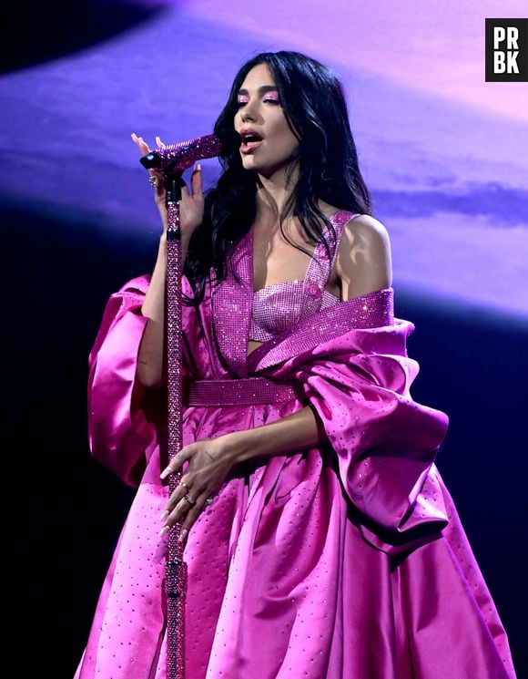 Novo álbum de Dua Lipa já está sendo gravado. "Tem um nome", garante cantora