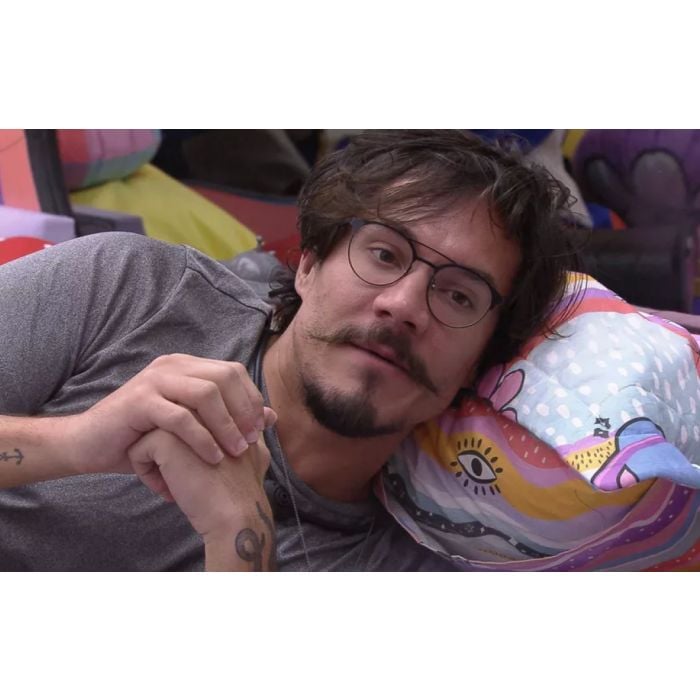 Eliezer surge com machucado nos lábios e Maria se preocupa com herpes no &quot;BBB22&quot;