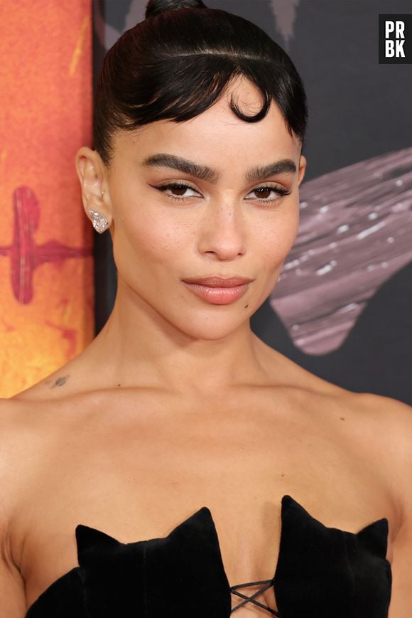 Taylor Swift exalta amiga Zoë Kravitz em "Batman" e diz que ela é a "Mulher-Gato dos sonhos"