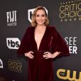 Elizabeth Olsen de Armani Privé no '27th Annual Critics Choice Awards