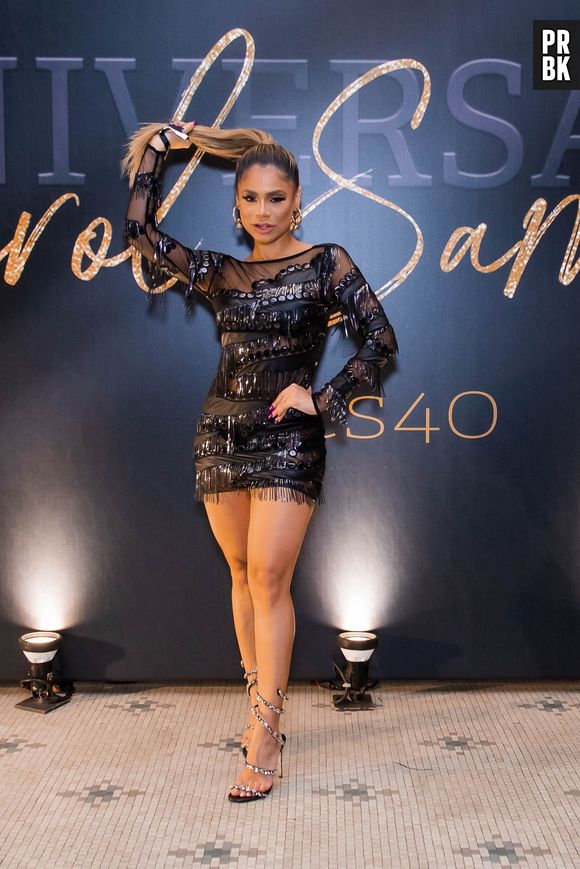 Lexa prestigia festa de aniversário da promoter Carol Sampaio no Copacabana Palace, em Copacabana, no Rio de Janeiro