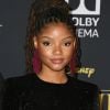 Além de Simone Ashley, live-action de "A Pequena sereia" contará com Halle Bailey como Ariel