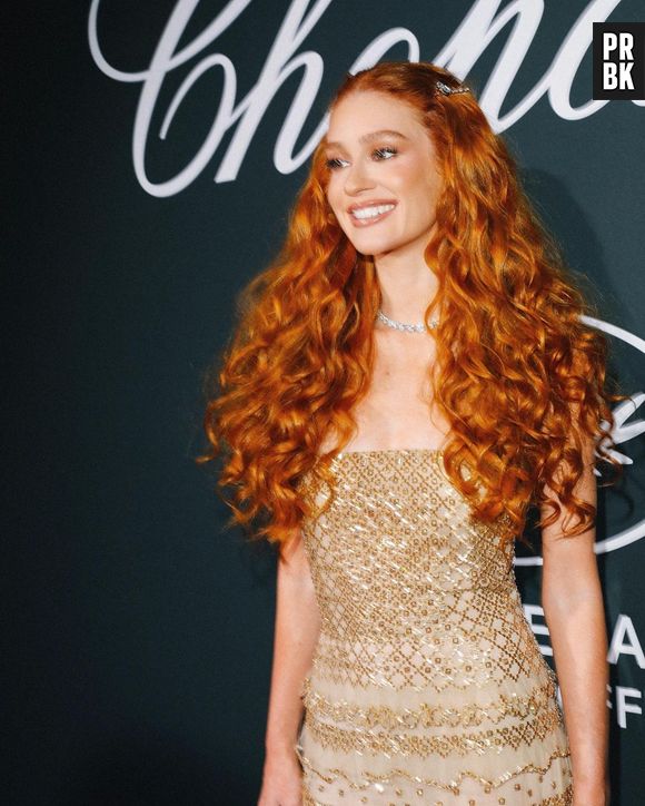 Marina Ruy Barbosa: Com beleza assinada por Krisna, a global apostou nos cabelos divididos ao meio e presos no alto com fivelas