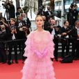 Marina Ruy Barbosa  investiu em uma produção total pink para prestigiar a premiére de "  Decision To Leave  ", novo filme de Park Chan-wook, em Cannes 
