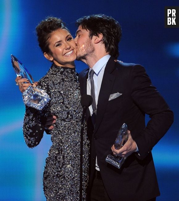 Nina Dobrev e Ian Somerhalder continuam amigos mesmo após o término 