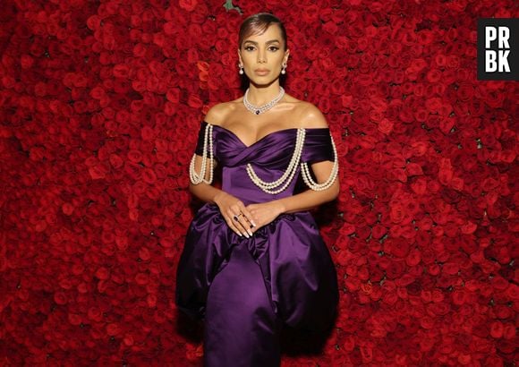 Anitta ficou 12 horas na mesma posição para que os artistas capturassem seus traços fielmente para a sua estátua de cera no Madame Tussauds