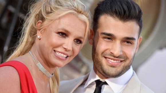 Casamento de Britney Spears e Sam Asghari teve beijo em Madonna, dança com Selena Gomez e mais!